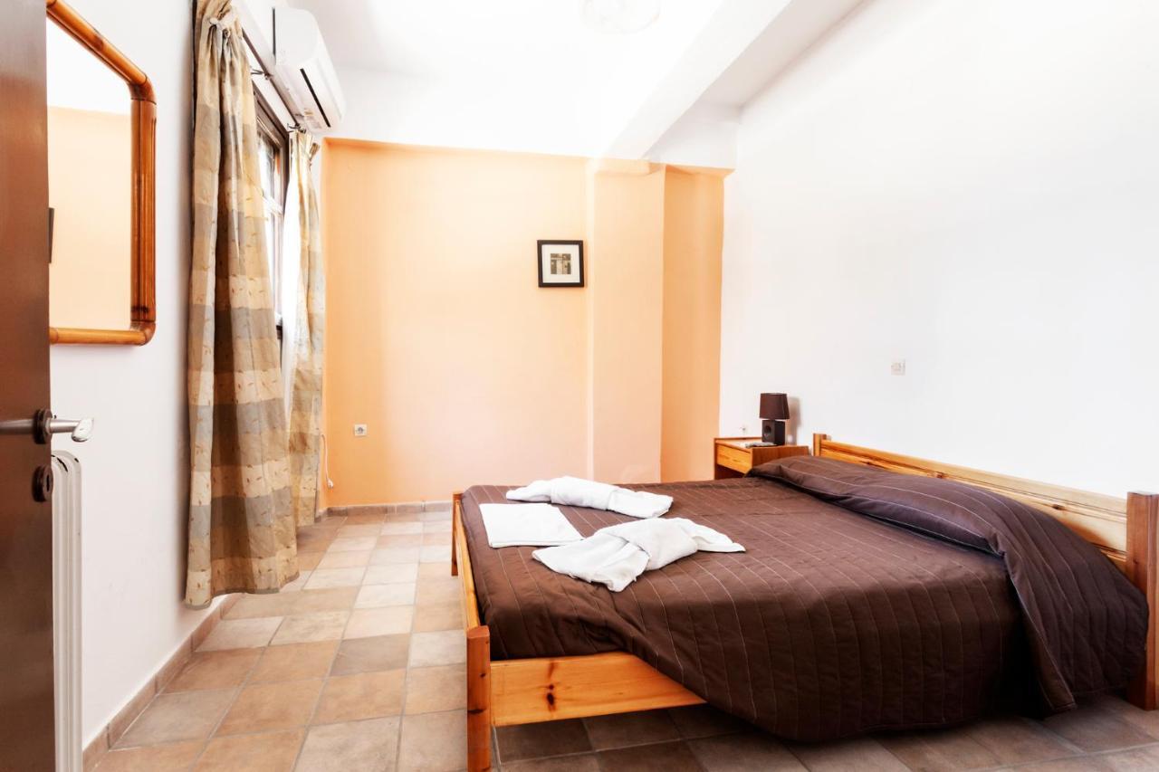 One Bedroom Apartment With Kitchenette# 12 A Raches  Екстериор снимка